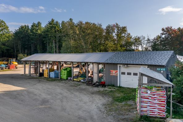 Coastal Landscaping & Garden Center: 941 State Rte 1, York, ME 03909